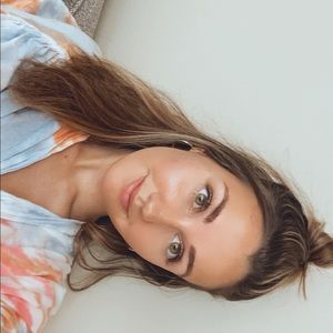 Meet your Posher, Robyn